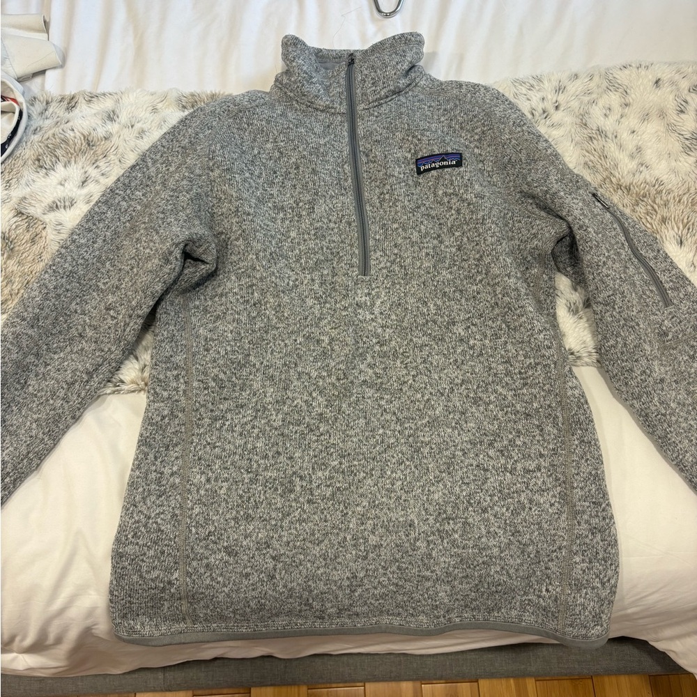 Patagonia Heather Gray Fleece Pullover